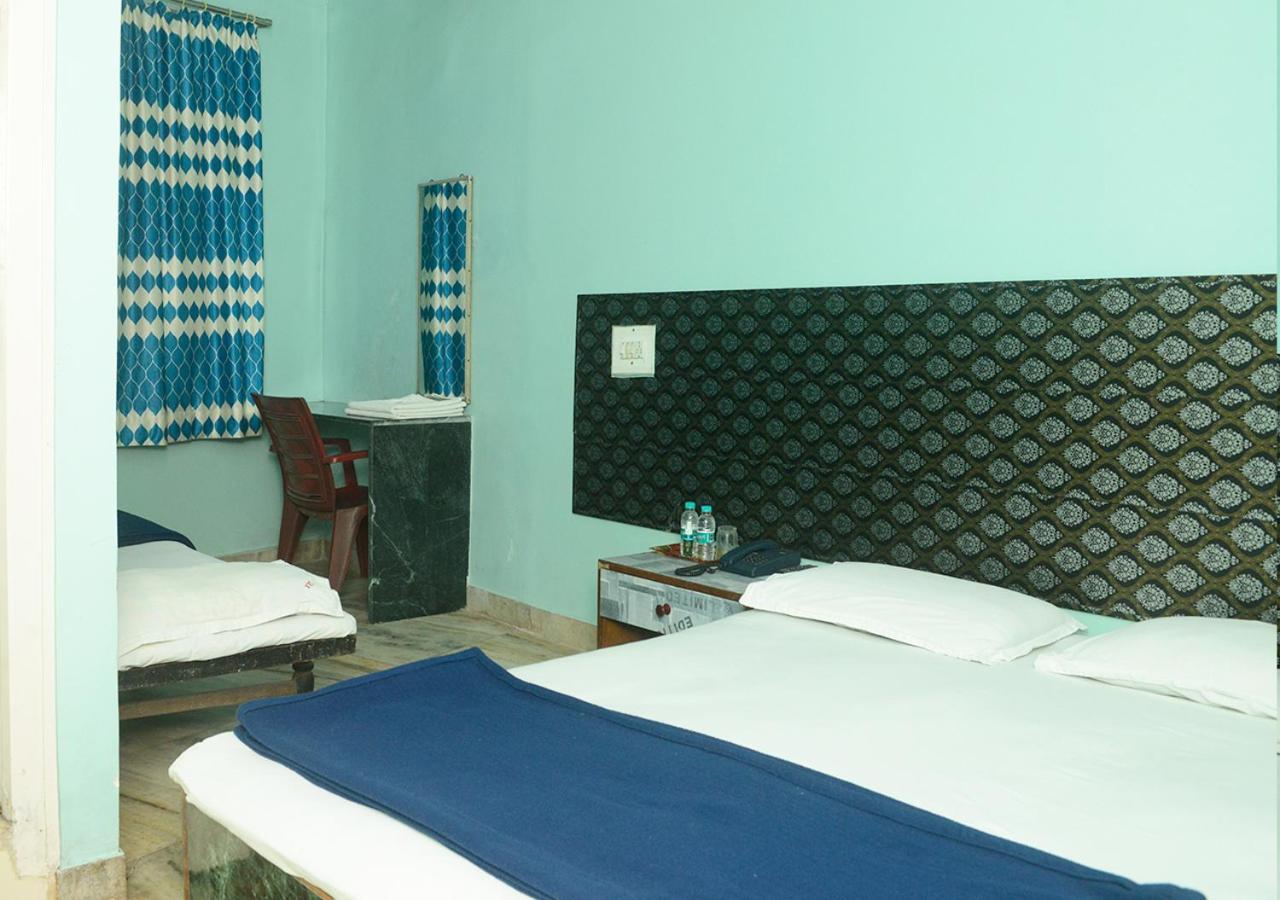 مومباي Srk Hotel المظهر الخارجي الصورة