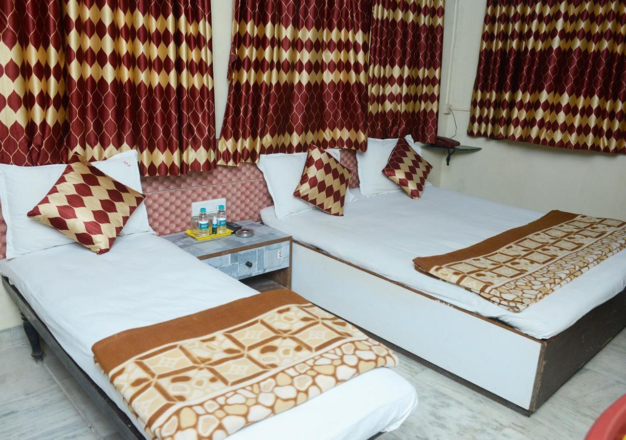 مومباي Srk Hotel المظهر الخارجي الصورة